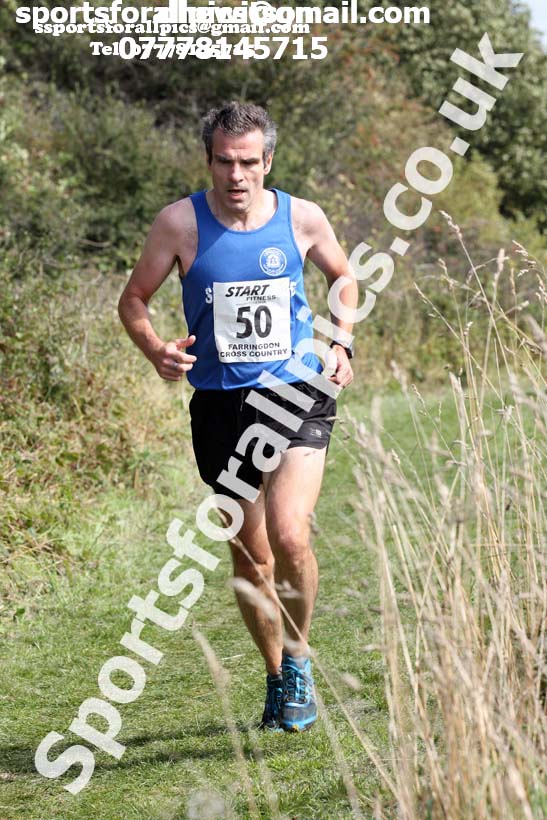Senior mens and veteran relays, Sunderland Harriers Cross Country Relays, Farringdon, Sunderland . Photo: David T. Hewitson/Sports for All Pics